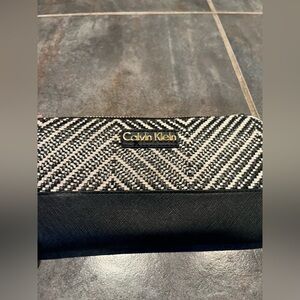 Calvin Klein Black and Cream ratten Patterned Wallet